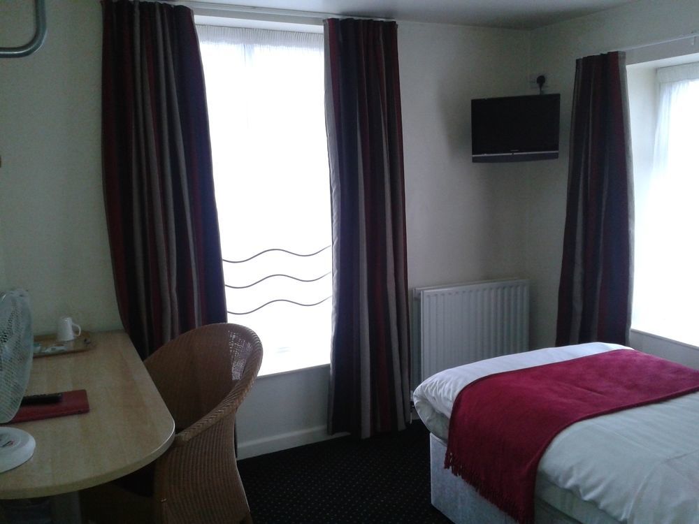 Waterfront Hotel Brighouse Eksteriør bilde