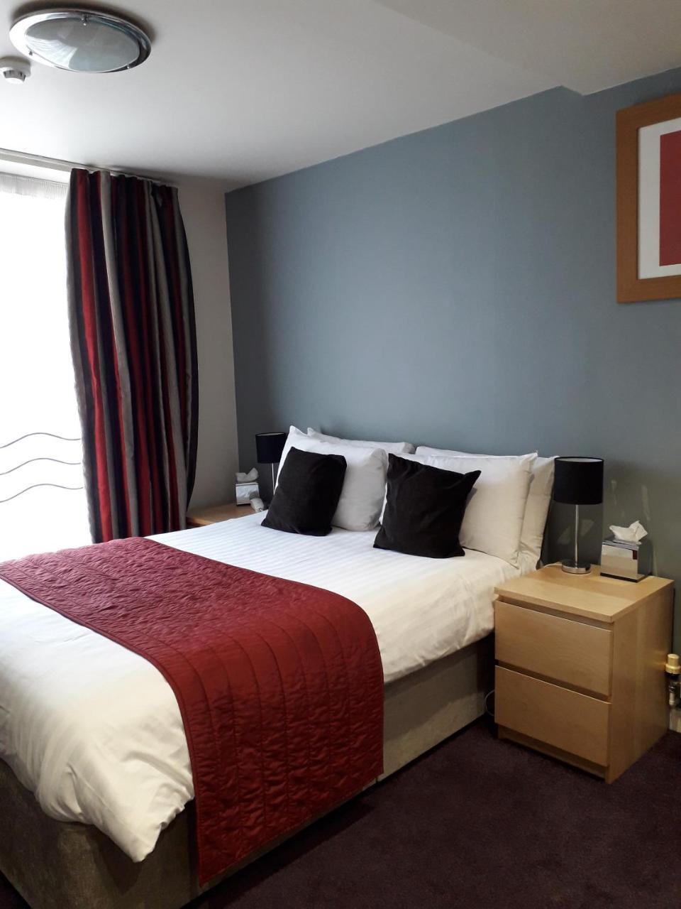 Waterfront Hotel Brighouse Eksteriør bilde